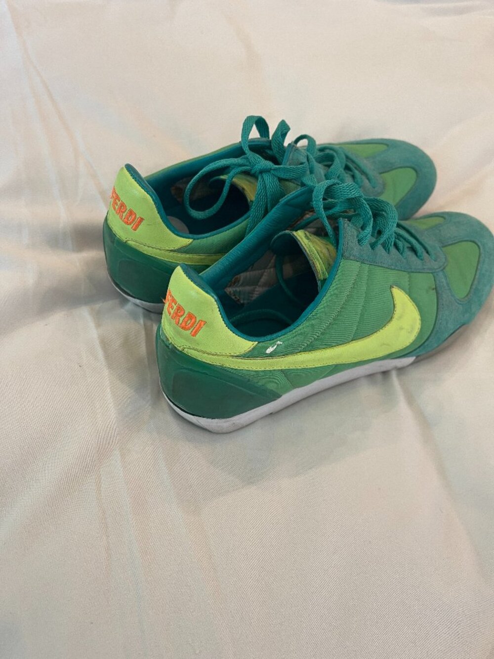 Green Ferdi Low top Nike Sneakers size 6.5